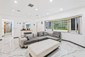 5117 Washington St, Hollywood, FL 33021, - MLS#A11783350