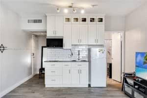 6345 Collins Ave APT 522, Miami Beach, FL 33141, - MLS#A11783459