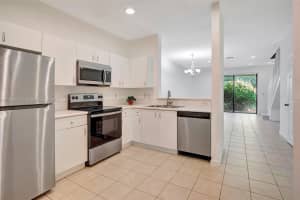 3873 Tree Top Dr, Weston, FL 33332, Sold 05/30/25