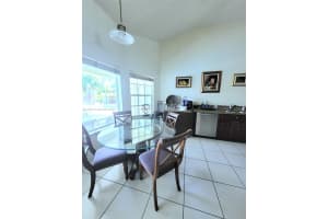 14246 Sw 21st Ter Miami, FL 33175 - MLS#A11783554