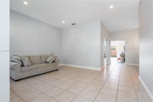 284 Royal Cove Way, Davie, FL 33325, - MLS#A11783555