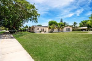 13605 SW 73rd Ave, Palmetto Bay, FL 33158 - MLS#A11783564