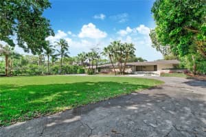 9000 School House Rd Coral Gables, FL 33156 - MLS#A11783603