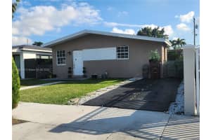 534 W 16th St, Hialeah, FL 33010, Sold 09/04/25