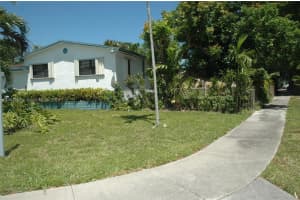 761 NW 197th Terrace, Miami, FL 33169, Sold 08/02/25