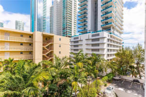 677 NE 24th St APT 504, Miami, FL 33137, - MLS#A11783723