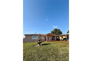 990 E 6th St, Hialeah, FL 33010, Sold 05/28/25