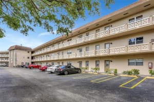 , Lauderdale Lakes