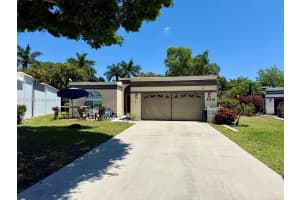 5416 San Roma Cir Lake Worth, FL 33467 - MLS#A11783766