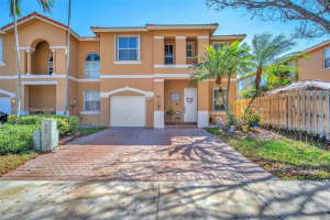 805 NW 135th Terrace, Pembroke Pines, FL 33028, Sold 06/27/25