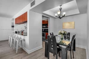 1200 Brickell Bay Dr APT 1723, Miami, FL 33131, - MLS#A11784116