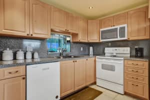 314 SE 10th St 403, Dania Beach, FL 33004 - MLS#A11784195