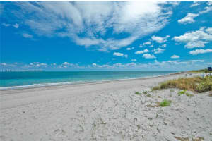 1121 Crandon Blvd F206, Key Biscayne