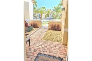 17822 SW 11th St, Pembroke Pines, FL 33029, Sold 06/25/25