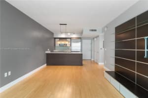 500 Brickell Ave, Miami, FL 33131, Sold 06/26/25