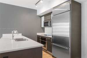500 Brickell Ave, Miami, FL 33131, Sold 06/26/25