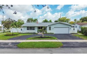 2133 NE 63rd Ct, Fort Lauderdale, FL 33308, - MLS#A11784292