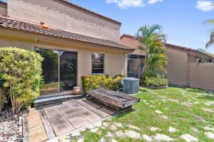 6638 NW 180th Terrace, Hialeah, FL 33015, Sold 05/23/25