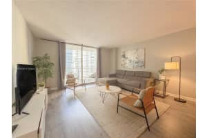 1200 Brickell Bay Dr 1504 Miami, FL 33131 - MLS#A11784409