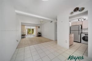 2113 Canal Dr B2, Bradenton, FL 34207, - MLS#A11784434