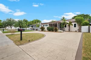 281 N Melrose Dr, Miami Springs, FL 33166, Sold 05/27/25