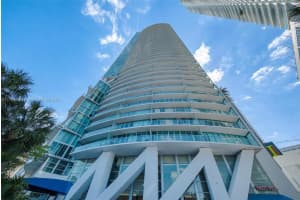 888 Biscayne Blvd 3207, Miami