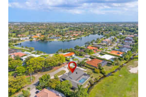 19640 W St Andrews Dr, Hialeah, FL 33015, - MLS#A11784521