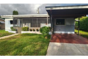 521 N 70th Way, Hollywood