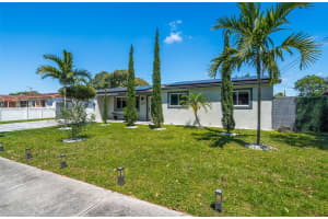 251 N 71st Ave, Hollywood, FL 33024, Sold 06/20/25