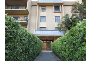 10421 N Kendall Dr, Miami, FL 33176, Sold 08/13/25