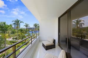 500 Three Islands Blvd 206, Hallandale Beach