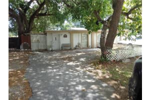 1385 Nw 100th St Miami, FL 33147 - MLS#A11784739