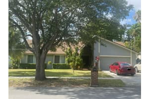 13330 Sw 102nd St, Miami