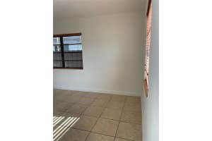 271 NW 57th Ct, Miami, FL 33126, - MLS#A11784832