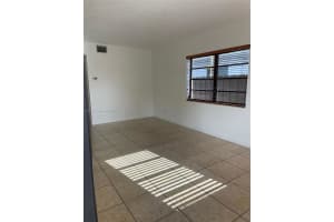 271 NW 57th Ct, Miami, FL 33126, - MLS#A11784832