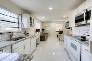 3900 SW 60th Ave, Davie, FL 33314, Sold 05/29/25