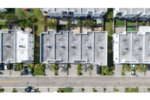 10240 Nw 72nd Ter Doral, FL 33178 - MLS#A11784935