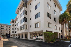 8010 Hampton Blvd 304, North Lauderdale