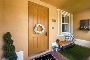 1074 NE 41st Pl, Homestead, FL 33033 - MLS#A11784970
