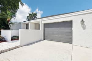 4967 SW 94th Ter, Cooper City, FL 33328 Sold 09/02/25