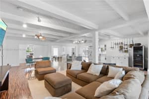 2666 NE 35th Dr, Fort Lauderdale, FL 33308, Sold 08/12/25