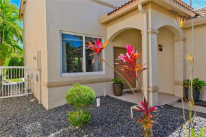 1916 Aspen Ln, Weston, FL 33327, Sold 06/13/25