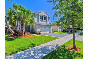 4785 NW 14th St, Coconut Creek, FL 33063, Sold 07/23/25