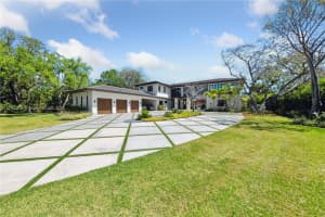 8825 SW 64th Ct, Pinecrest, FL 33156 - MLS#A11785212