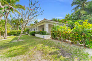 1165 NE 105th St, Miami Shores, FL 33138 - MLS#A11785365