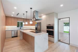 1917 N Swinton Ave, Delray Beach, FL 33444 - MLS#A11785375