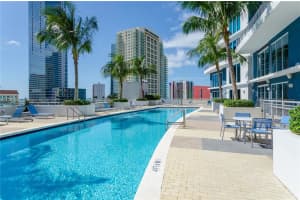 60 Sw 13th St 2609, Miami