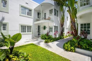 1215 Meridian Ave, Miami Beach, FL 33139, Sold 06/04/25