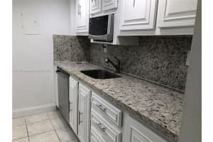 2450 NE 135th St APT 408, North Miami, FL 33181, - MLS#A11785497