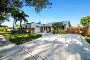 4958 SW 90th Way, Cooper City, FL 33328, Sold 06/04/25